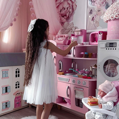 From Dollhouses to Dreamscapes: Fostering Storytelling and Pretend Play