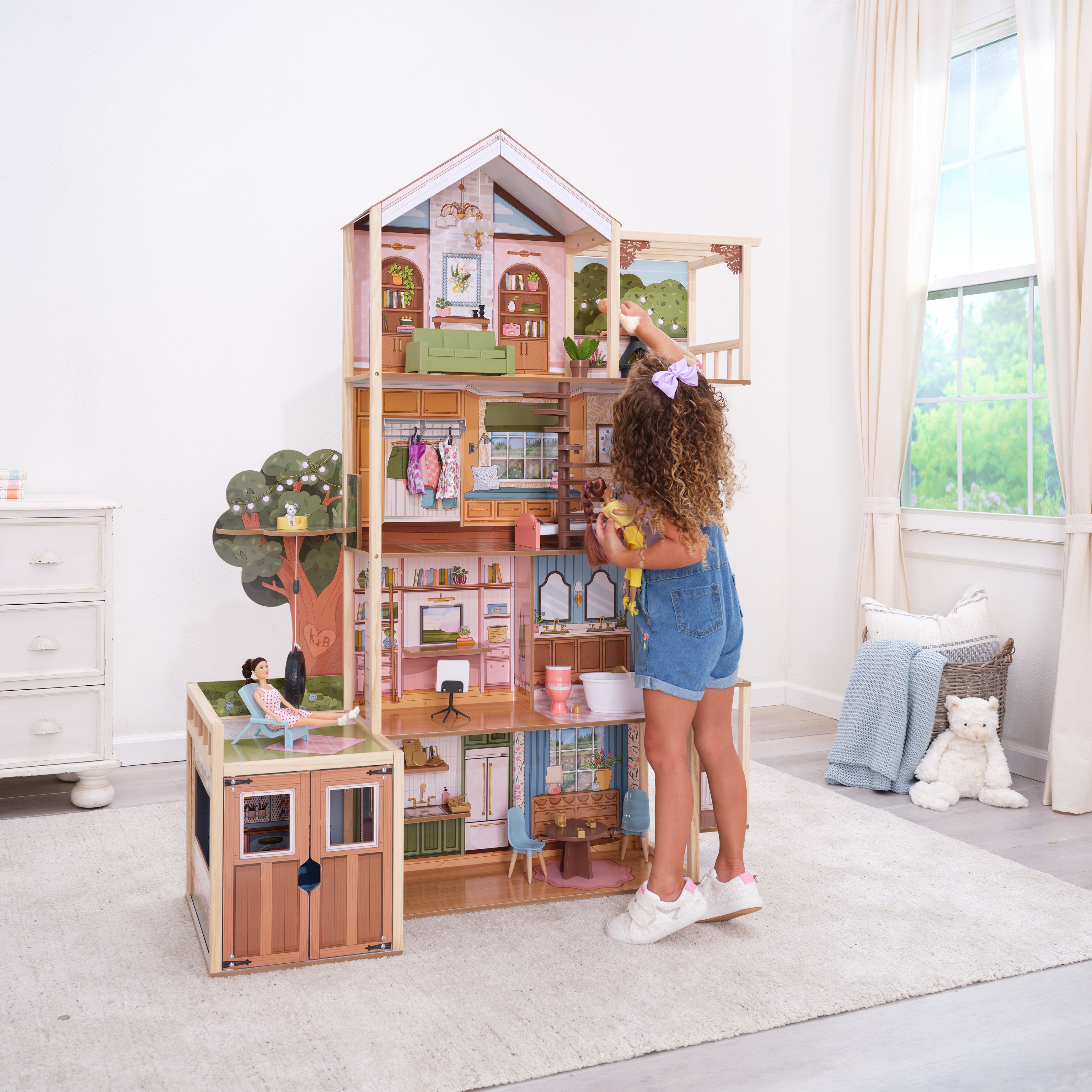 Garden Party Dollhouse & Car