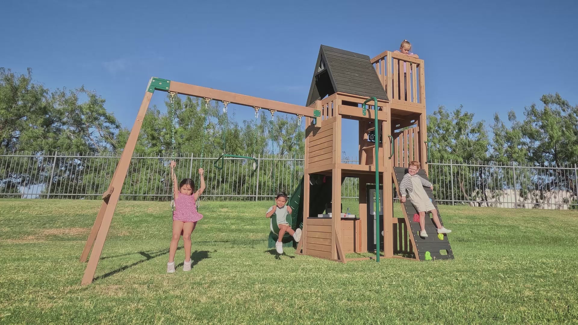 Parkwood Post Swing Set - Installation Available (Assembly)