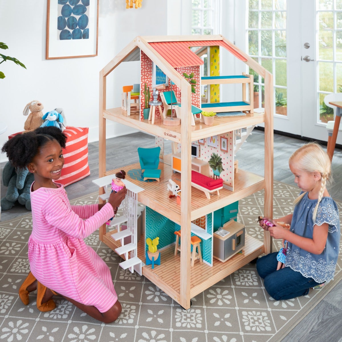 Move-in Ready: With a 42-piece furniture and play accessory set, the play can start right away. 